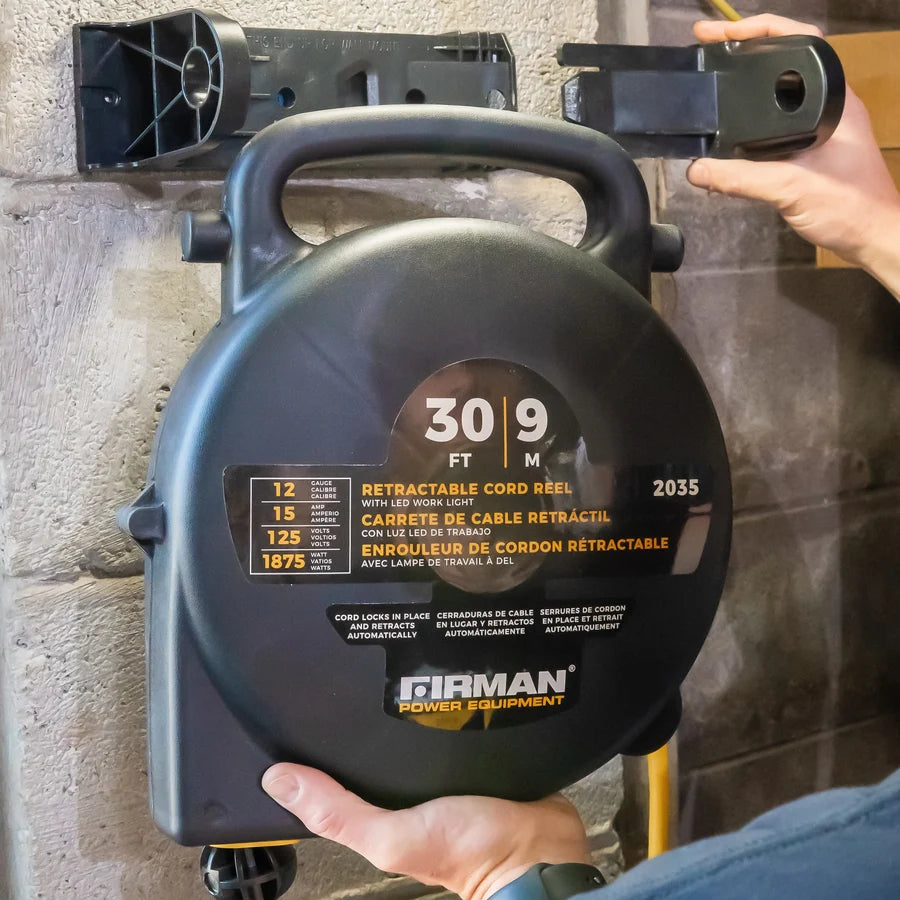 FIRMAN Retractable Extension Cord Reel with 4 Outlets, 30FT 125V 15A, view 7
